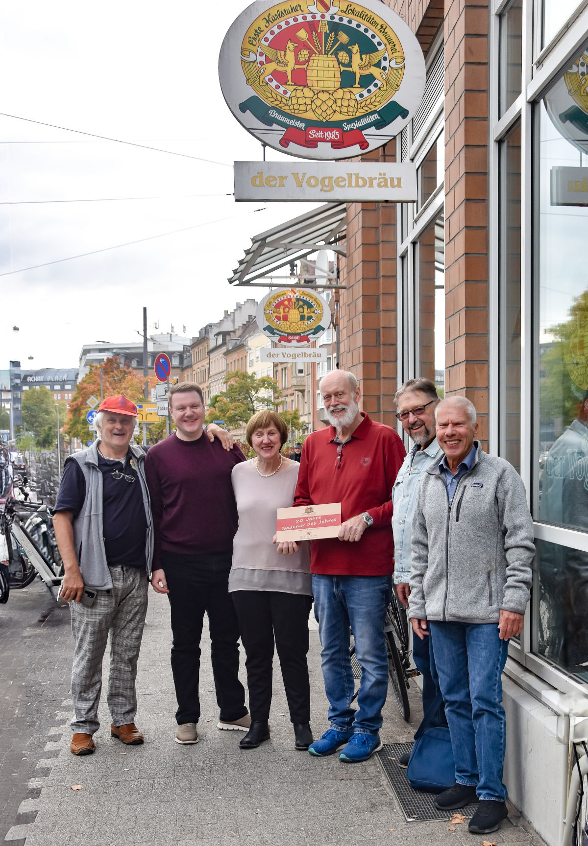 Urvogel Archaeopteryx oder herbes Pils?